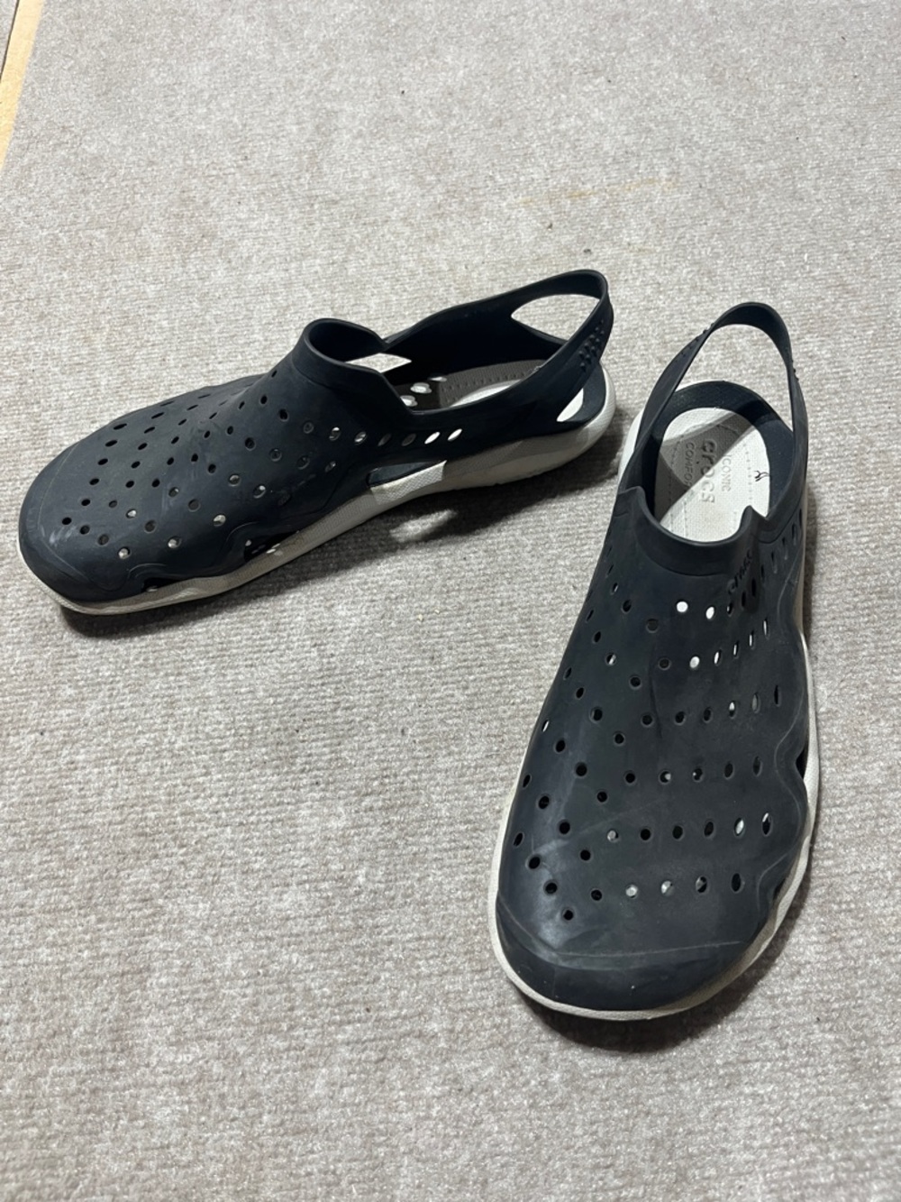 Men’s CROCS Black Perforated Slingback Mules 11